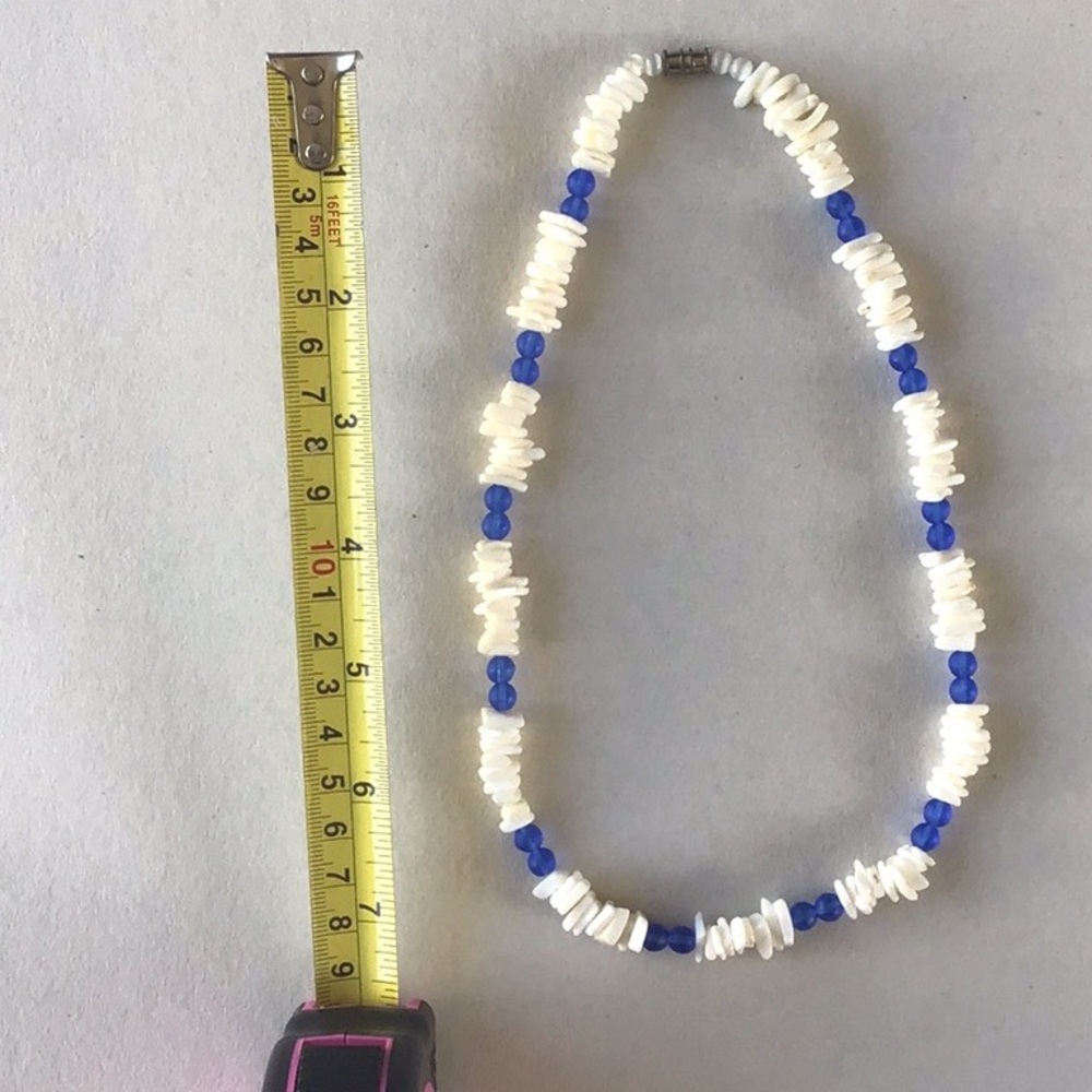 Y2K VSCO Girl puka shell necklace faux stone white and blue beads - Picture 5 of 16
